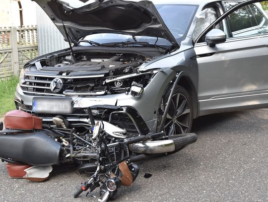 Nie ustąpił pierwszeństwa i wjechał przed maskę osobówki. 36-latek zginął na miejscu