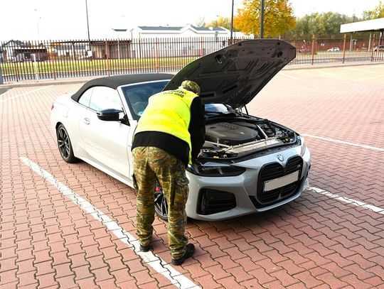 Niemiec wjeżdżał do Polski BMW poszukiwanym w jego kraju. Interweniowała Straż Graniczna