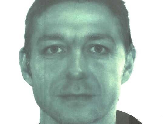 Niemiecka policja poprosiła o pomoc w identyfikacji. Zwłoki mężczyzny były zakopane przy parkingu. To prawdopodobnie Polak