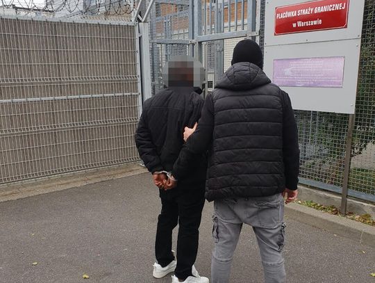Nigeryjczyk założył konto na fałszywy paszport. Znaleźli przy nim kilkadziesiąt tysięcy złotych