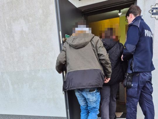 Notorycznie kradł paliwo na stacjach benzynowych. Policjanci wytropili go i zatrzymali w pracy