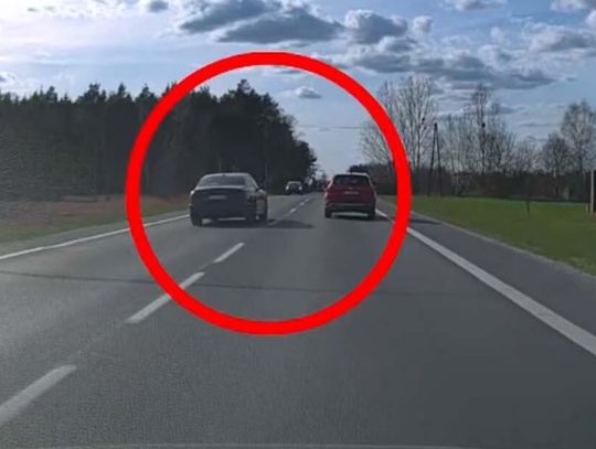 O włos od czołówki podczas wyprzedzania. Policja dostała film z niebezpieczną jazdą kierowcy audi S8