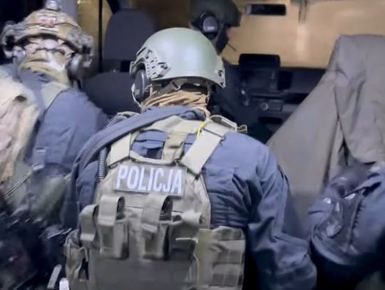 Obcokrajowiec z rosyjskimi dokumentami unieruchomił skład towarowy. Akcja służb w Puławach