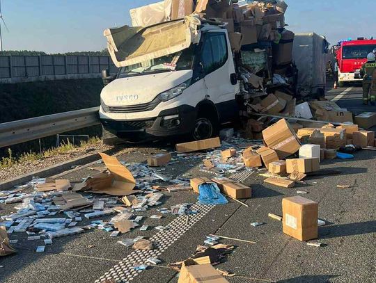 Ogromny pech przemytnika. Wiózł towar wart kilka milionów, wpadł przez kolizję na drodze