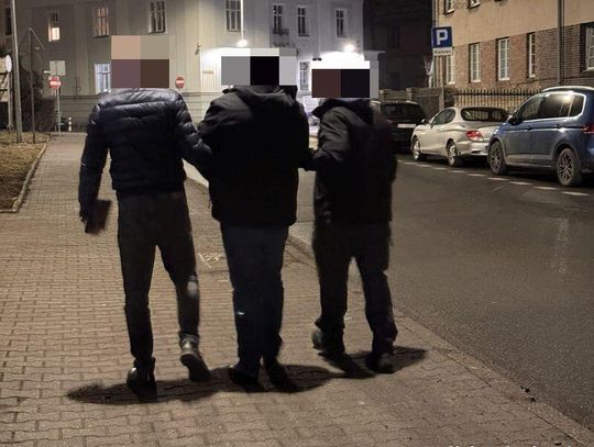 Oszukał setki ludzi w całej Polsce na fałszywe ogłoszenia. Mężczyzna ukrywał się przez kilka lat