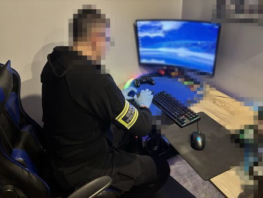 Oszukali ponad 1100 osób w całej Polsce. Cyberpolicja rozbiła zorganizowaną grupę przestępczą