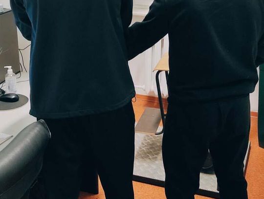 Oszukany mężczyzna zastawił pułapkę na sprzedającego. Umówił się i dał znać policji Oszukany mężczyzna zastawił pułapkę na sprzedającego. Umówił się i dał znać policji