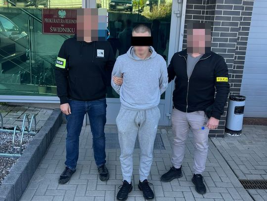 Oszukany staruszek dał mu 100 tysięcy. Myślał, że dzięki temu wyciągnie z aresztu członka rodziny
