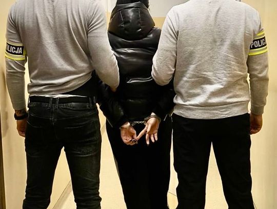 Para z Rumuni zatrzymana na gdańskim lotnisku. Ukradli perfumy warte 13 tysięcy złotych