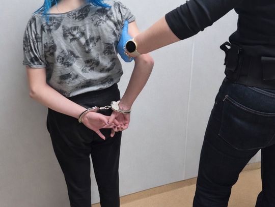 Patostreamerka zatrzymana w czasie transmisji. Szydziła z chorych dzieci i wychwalała pedofilię