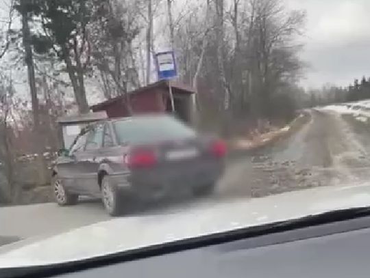 Pijacka jazda w Walentynki całą szerokością drogi. Miał 2,5 promila. WIDEO