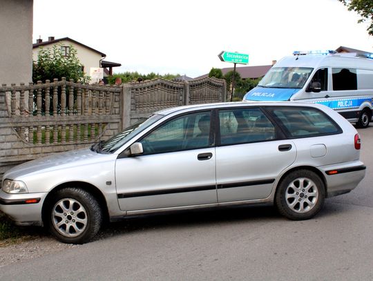 Pijana 16-latka omal nie wjechała na czołówkę. Dali jej prowadzić, bo była najmniej pijana z ekipy