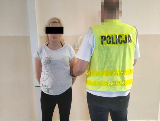 Pijana matka opiekowała się czwórką dzieci. 33-latka wydmuchała ponad 1,5 promila