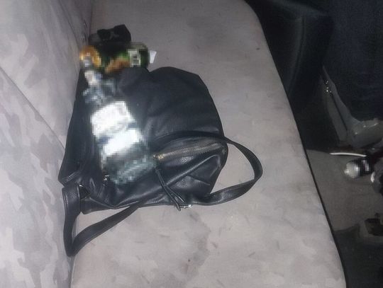 Pijane małżeństwo wiozło autem 5-letnie dziecko. Jechali slalomem, zatrzymał ich świadek