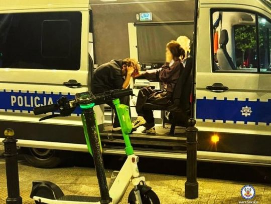 Pijani na hulajnogach ruszyli nocą w miasto. Policjanci wystawili mandaty na 81 tys. zł