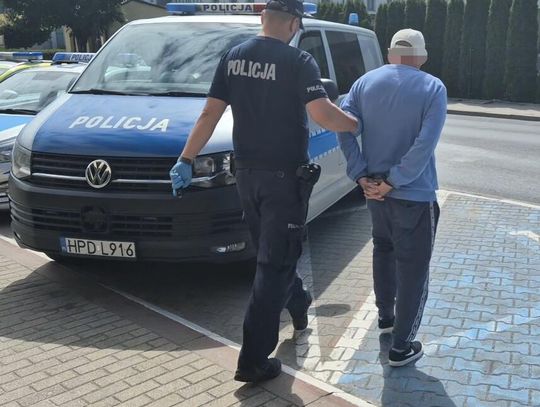 Pijany 52-latek terroryzował matkę. Sąd wysłał go za kraty