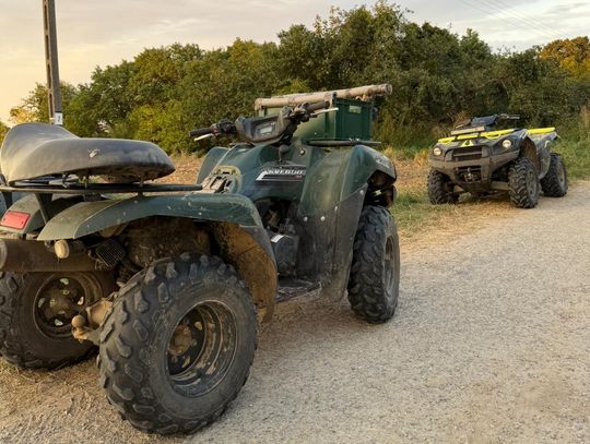 Pijany kierował quadem, drugim jechał 13-latek. Policjanci przerwali niebezpieczną jazdę