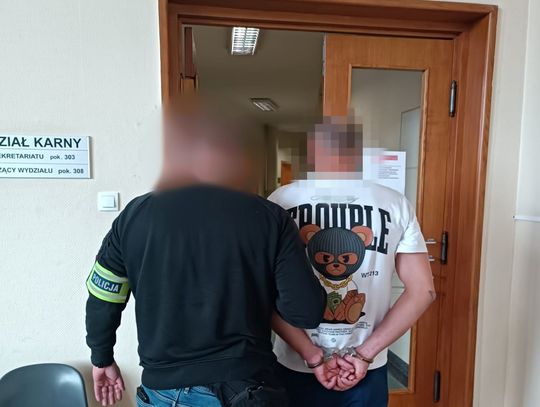 Pijany kierowca Volkswagena uciekał przed policją. Miał dożywotni zakaz prowadzenia pojazdów