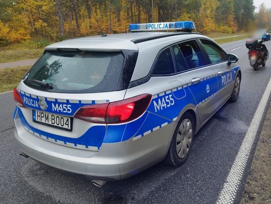 Pił od rana, zdrzemnął się, a potem wyruszył skuterem na zakupy. Zatrzymali go na drodze krajowej