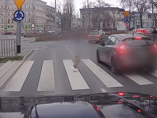 Piraci drogowi "ustrzeleni" przez innych kierowców. Nagrania trafiły na policję. WIDEO