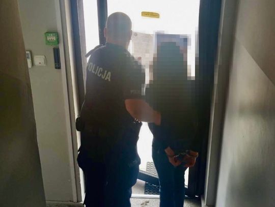 Po kłótni 15-latka zaatakowała kolegę ostrym narzędziem. Ciężko ranny chłopak trafił do szpitala
