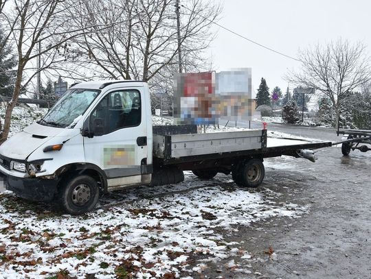 Po pijaku ukradł busa, żeby wrócić nim z imprezy. Wpadł, gdy nad ranem chciał odstawić auto
