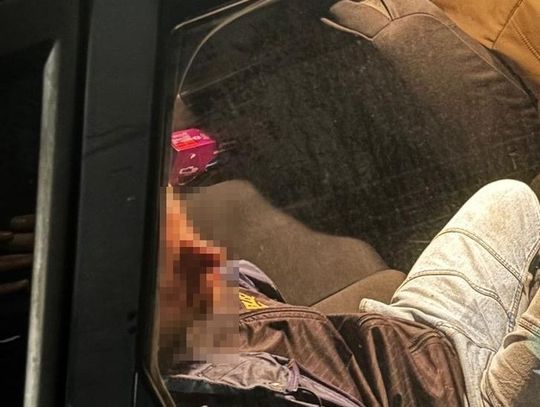 Pobudzony kierowca przyznał, że przed jazdą palił i wciągał. Na sumieniu miał jednak dużo więcej