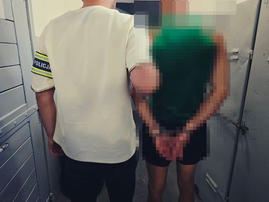 Podczas kontroli był pobudzony i wybuchał śmiechem. W domu trzymał pół kilograma marihuany