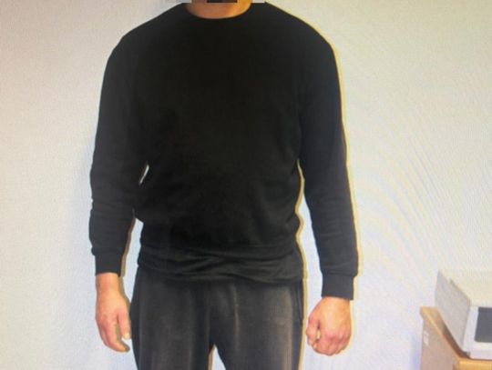 Podczas kontroli pijany kierowca wpadł w szał. 41-latek uderzył policjanta pięścią