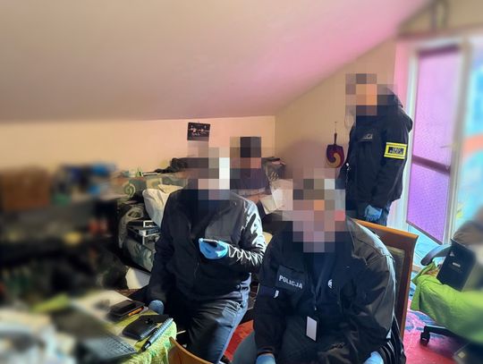 Podejrzany o przestępstwa pedofilskie podczas zatrzymania ostrzelał policjantów z karabinka