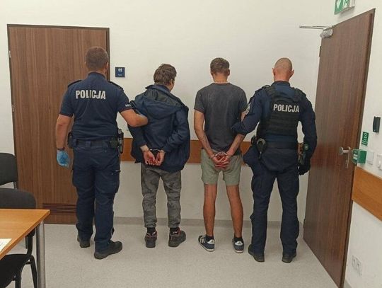 Podpalili przyczepę kempingową i pustostan. Nie potrafią wytłumaczyć, dlaczego to zrobili