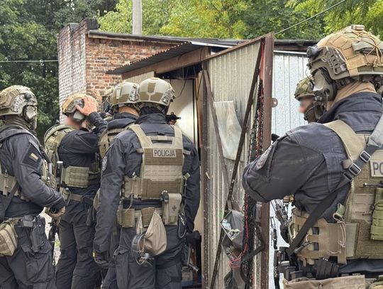 Podłożył ładunek na aucie byłej partnerki. Do zatrzymania 45-latka wysłano kontrterrorystów