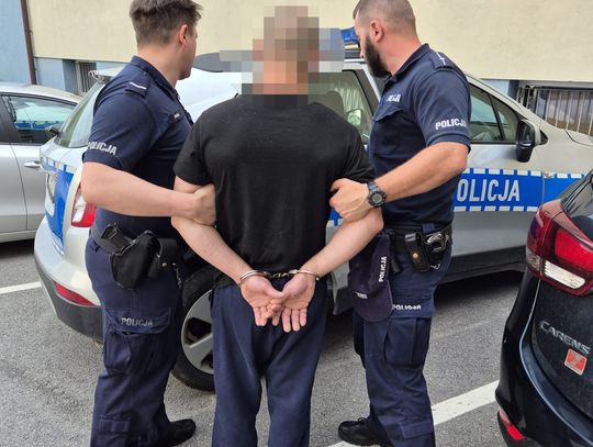 Podpalacz zadzwonił na alarmowy, obrażał operatora i groził, że znów podłoży ogień. Został namierzony i zatrzymany