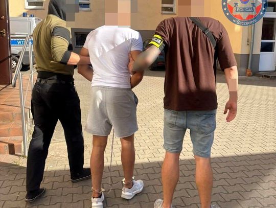 Podpalili jacht i próbowali zabić człowieka. Drastyczne sceny na szczecińskim nabrzeżu