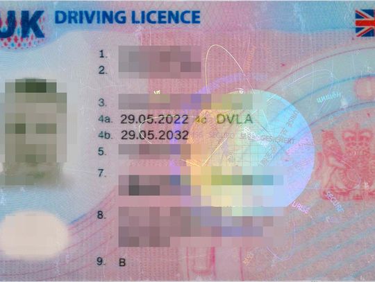 Polak, Amerykanin i Ukrainiec zatrzymani z lewymi prawami jazdy na jednym przejściu granicznym