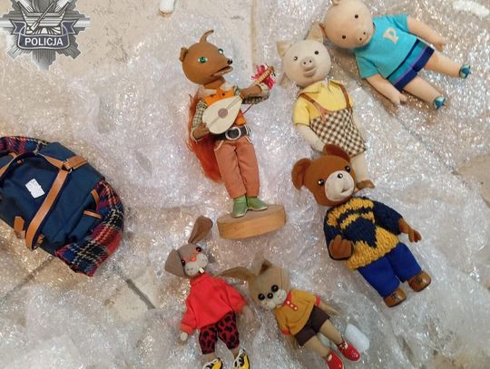 Policja odzyskała Misia Uszatka i inne figurki z kultowych animacji. Zginęły w niejasnych okolicznościach