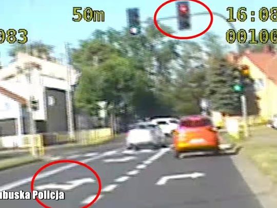 Policjanci przerwali niebezpieczną jazdę kierowcy audi. Za akcję na skrzyżowaniu grozi mu nawet 30 tysięcy grzywny