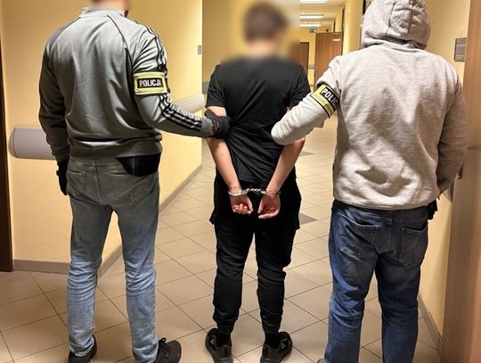 Policjanci przez kilka tygodni tropili seryjnych włamywaczy. 19 i 20-latek wreszcie zatrzymani