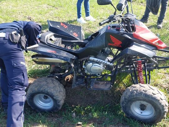 Policjanci ścigali 16-latków na quadzie. Jechali na czerwonym świetle i stwarzali ogromne zagrożenie