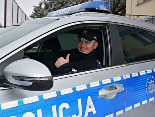 Policjant na wolnym zatrzymał kierowcę po narkotykach. Zabrał mu kluczyki i wezwał na pomoc kolegów