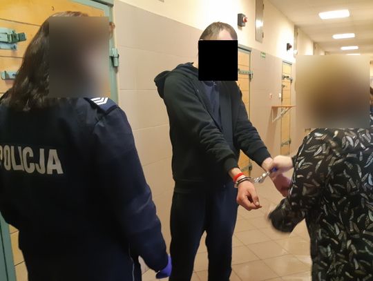 Policjant z fotograficzną pamięcią rozpoznał na ulicy sprawcę włamania sprzed czterech lat