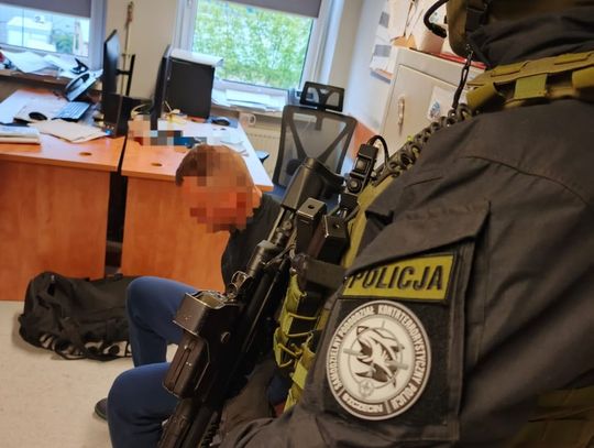 Policyjni kontrterroryści w akcji. Zatrzymany 33-latek ma na koncie pobicie i groźby karalne