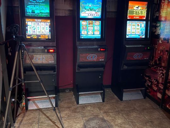 Policyjny nalot na nielegalne punkty gier. Podczas działań zatrzymano obywatela Wietnamu Policyjny nalot na nielegalne punkty gier. Podczas działań zatrzymano obywatela Wietnamu