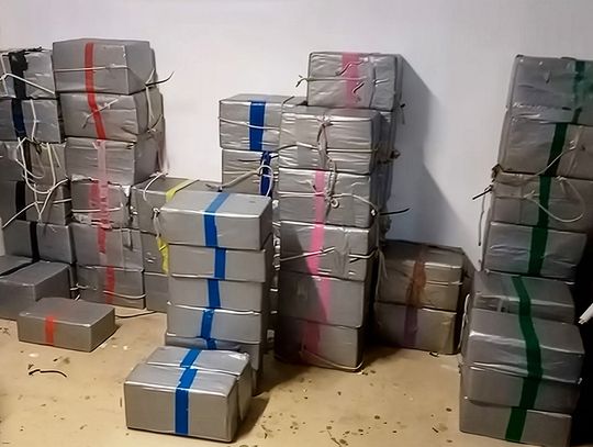 Ponad 3 tony kokainy w magazynie! CBŚP wraz z innymi służbami rozbiła kartel narkotykowy. WIDEO