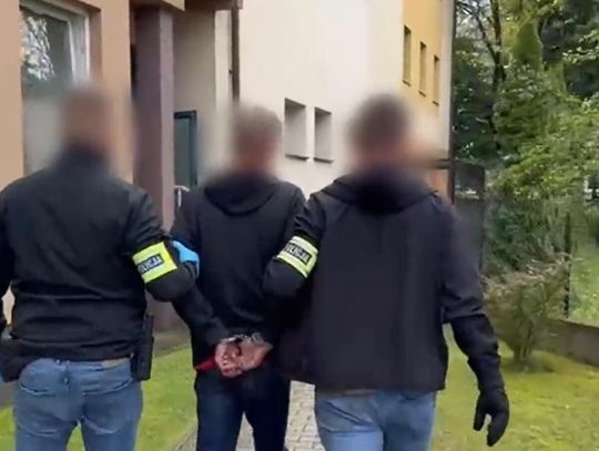 Poparzona kobieta zadzwoniła po ratunek. Podpalił ją znajomy