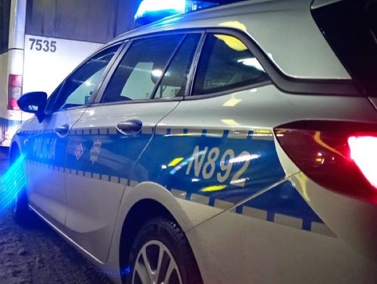 Poprosił policjantów o zbadanie trzeźwości, nie wiedział, że jest poszukiwany