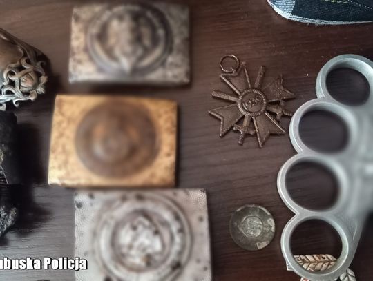 Poszukiwacz skarbów narobił sobie problemów. Działał nielegalnie, używając wykrywacza metalu