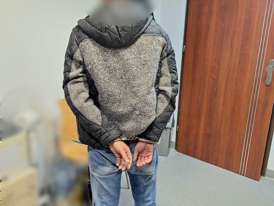 Poszukiwany wyjechał i przez dwa lata ukrywał się przed policją. Wpadł, gdy wrócił w rodzinne strony