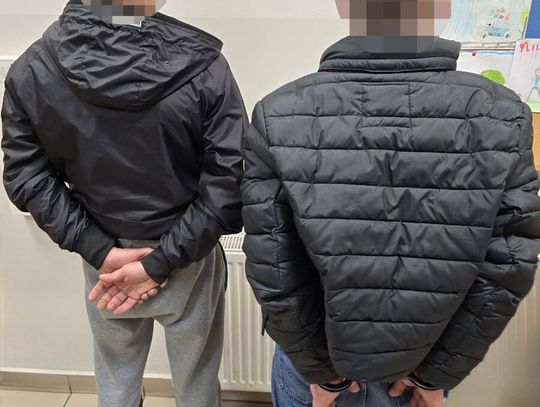 Poszukiwany zapłacił grzywnę za kolegę, po czym... sam pojechał do więzienia Poszukiwany zapłacił grzywnę za kolegę, po czym... sam pojechał do więzienia