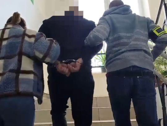 Potrącił kobietę na pasach i uciekł. Policjanci namierzyli go jeszcze tego samego dnia